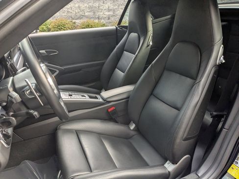 Used 2013 Porsche 911 Carrera 4S image 5