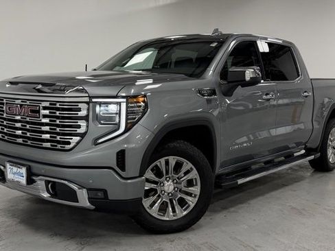 Used 2024 GMC Sierra 1500 Denali image 1