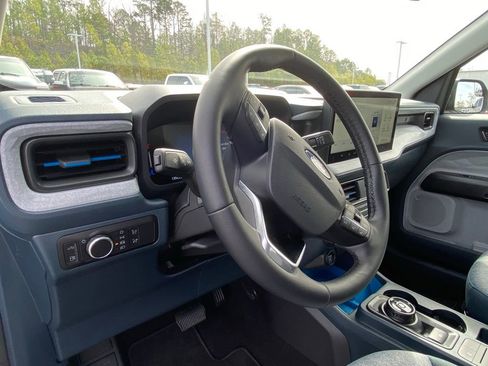 Certified 2025 Ford Maverick XLT w/ XLT Luxury Package image 9