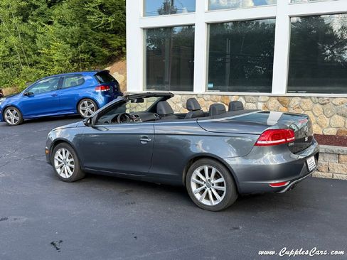 Used 2012 Volkswagen Eos Komfort image 3