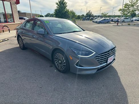Used 2023 Hyundai Sonata SEL FWD image 3
