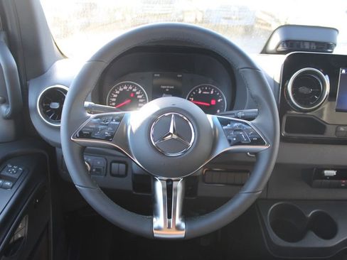 New 2026 Mercedes-Benz Sprinter 2500 image 24