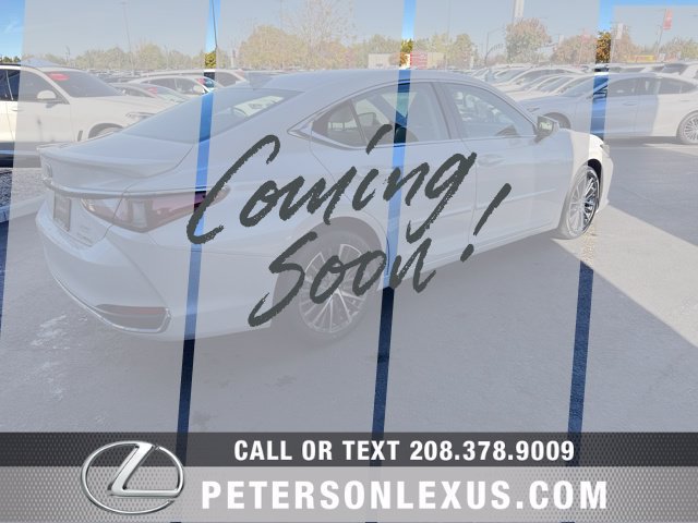 Used 2023 Lexus ES 300h w/ Premium Package FWD image 7