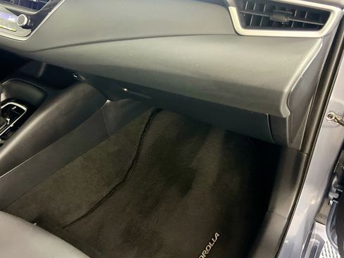 Used 2023 Toyota Corolla LE FWD image 34