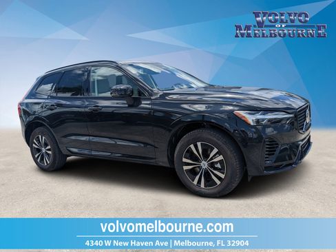 New 2025 Volvo XC60 T8 Core image 1