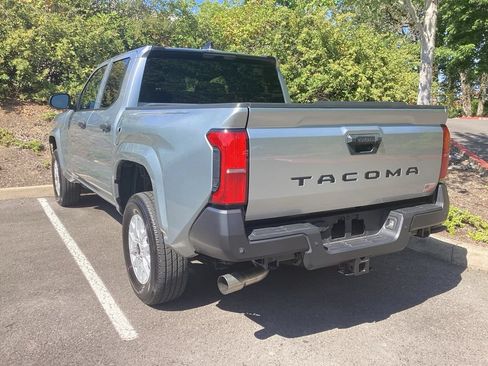 Certified 2025 Toyota Tacoma SR w/ SR Upgrade Package RWD image 9