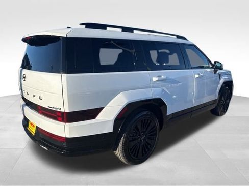 Used 2025 Hyundai Santa Fe Calligraphy image 9