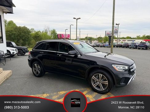 Used 2020 Mercedes-Benz GLC 300 w/ Premium Package image 3