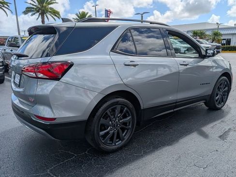 Used 2023 Chevrolet Equinox RS w/ RS Leather Package image 17