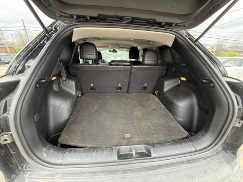 Used 2020 Jeep Cherokee Latitude Plus FWD image 25