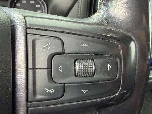 Used 2020 GMC Sierra 3500 SLE w/ SLE Value Package image 12