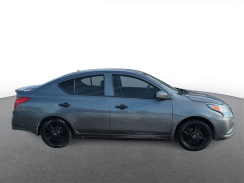 Used 2018 Nissan Versa S Plus image 9