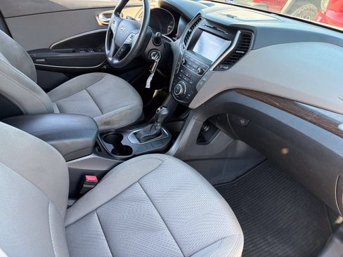 Used 2017 Hyundai Santa Fe Sport FWD image 13