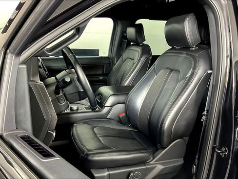 Used 2020 Ford Expedition Max Limited w/ Texas Edition Package image 7