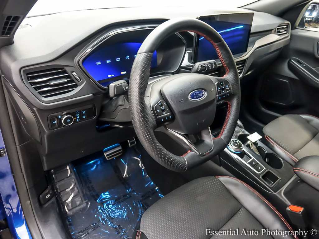 Used 2023 Ford Escape ST-Line Elite AWD/4WD image 10