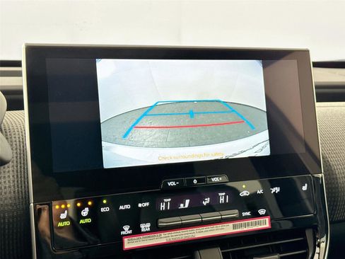 Used 2024 Toyota bZ4X XLE image 24