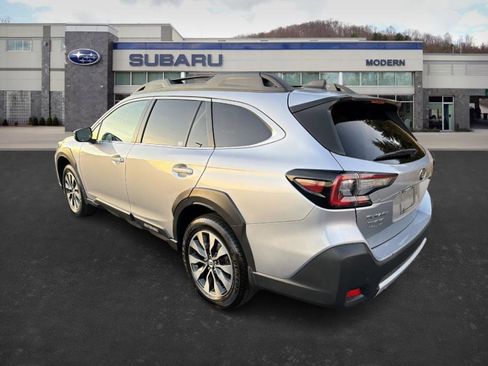 Used 2023 Subaru Outback Limited image 6
