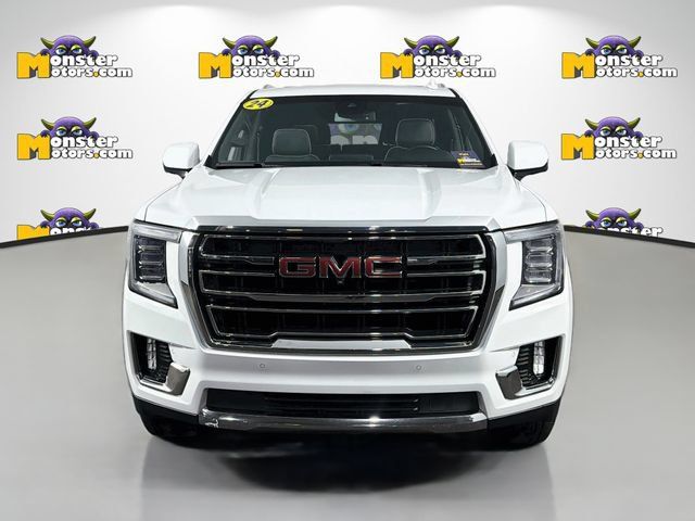 Used 2024 GMC Yukon SLT w/ SLT Luxury Package AWD/4WD image 2