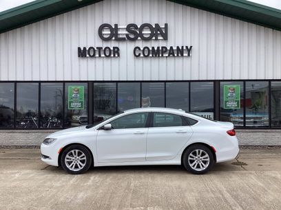 Used 2015 Chrysler 200 Limited w/ Convenience Group