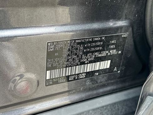 Certified 2023 Toyota RAV4 XLE Premium FWD image 29