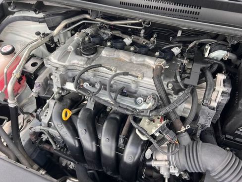 Used 2021 Toyota Corolla LE w/ LE Convenience Package FWD image 35