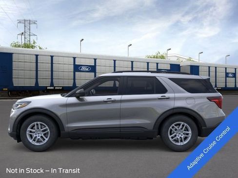 New 2026 Ford Explorer Active AWD/4WD image 3
