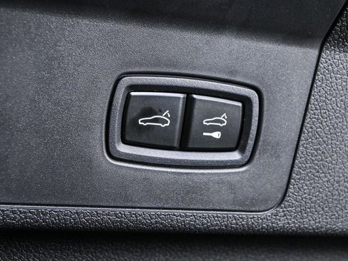 New 2025 Porsche Panamera RWD image 34