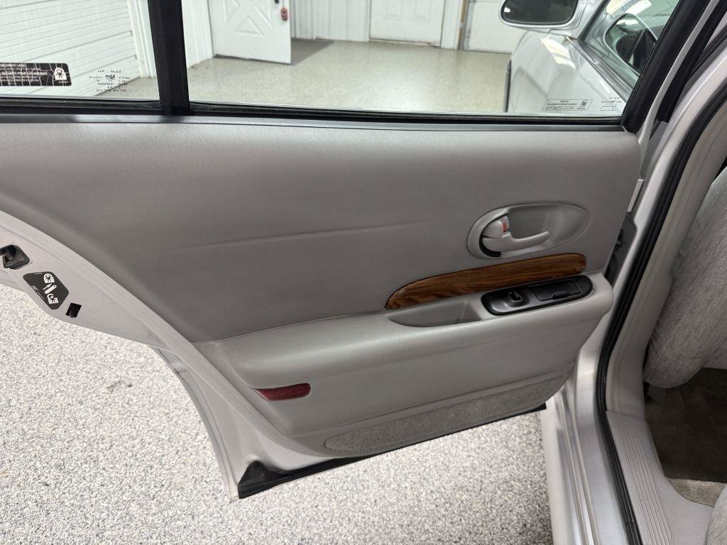 Used 2003 Buick Le Sabre Custom FWD image 20