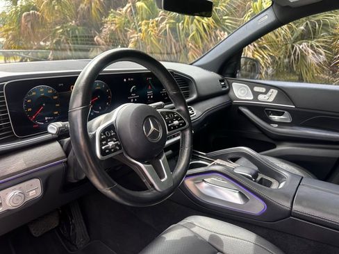 Used 2020 Mercedes-Benz GLE 350 4MATIC w/ Premium Package image 15