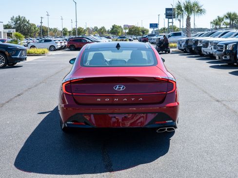 Used 2023 Hyundai Sonata SEL w/ Convenience Package image 4