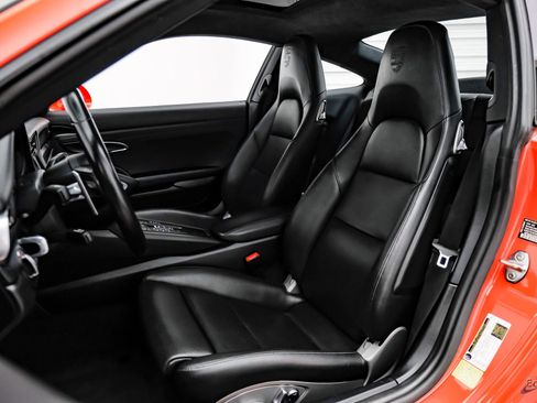 Used 2018 Porsche 911 Carrera 4S AWD/4WD image 33