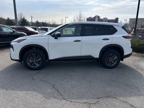 New 2026 Nissan Rogue S FWD image 4