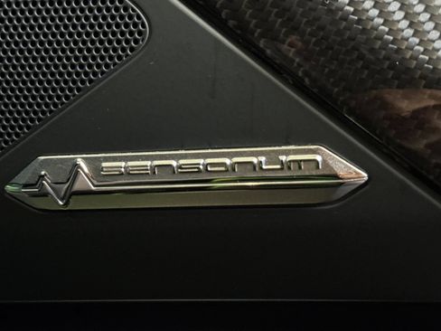 Used 2020 Lamborghini Aventador SVJ AWD/4WD image 33