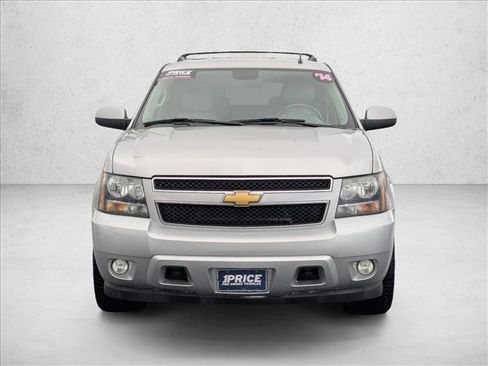 Used 2014 Chevrolet Tahoe LT image 2