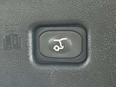 Used 2021 Lincoln Nautilus AWD w/ Equipment Group 101A image 32