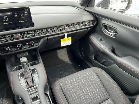 New 2026 Honda HR-V Sport image 33