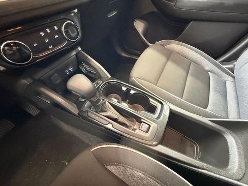 Used 2025 Chevrolet TrailBlazer LT image 39