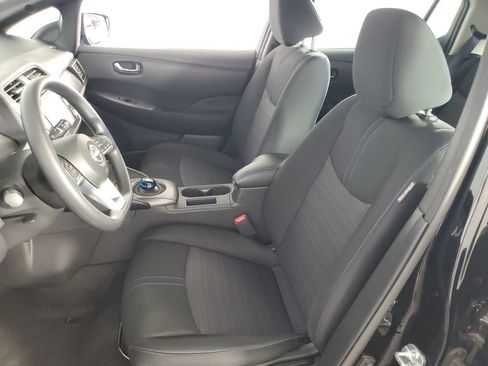 Used 2025 Nissan Leaf S FWD image 12