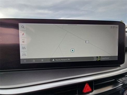 Used 2024 Kia Sorento S image 14