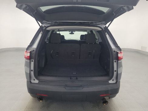 Used 2020 Chevrolet Traverse LS FWD image 29