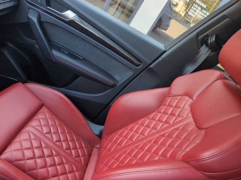 Used 2024 Audi SQ5 Premium Plus image 19