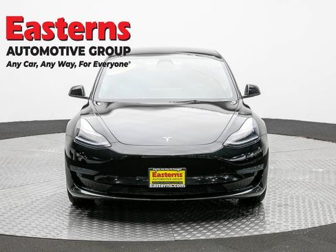 Used 2023 Tesla Model 3 Standard Range RWD image 3