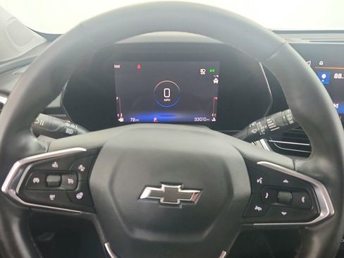 Used 2024 Chevrolet Trax ACTIV w/ Sunroof Package FWD image 18