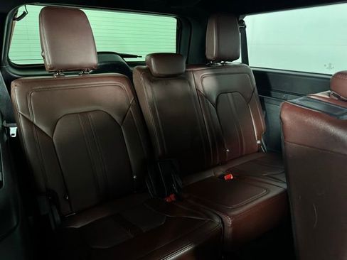 Used 2022 Ford Expedition Max Limited image 15