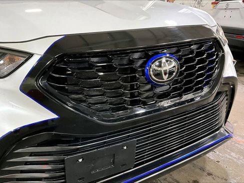 Used 2023 Toyota Highlander XSE image 31