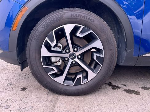 Certified 2024 Kia Sportage EX AWD/4WD image 10