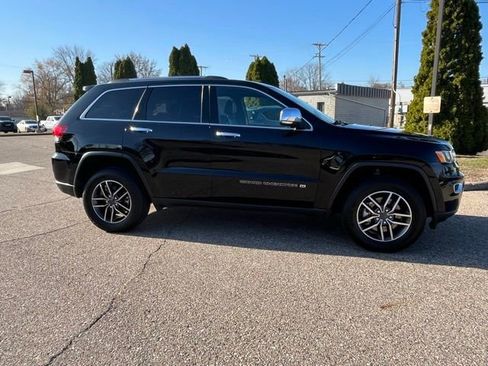 Used 2022 Jeep Grand Cherokee Limited image 6
