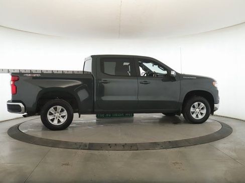 Used 2025 Chevrolet Silverado 1500 LT image 6
