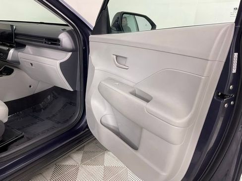 Used 2024 Hyundai Kona SEL image 27