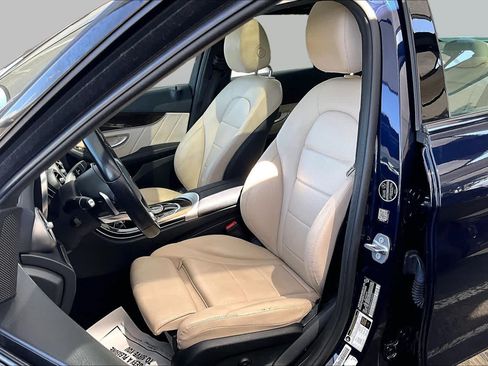 Used 2019 Mercedes-Benz C 300 Sedan image 8